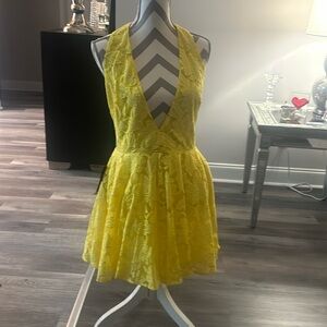 LACE MINI DRESS
